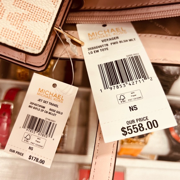 Michael Kors Purse and Wallet - Picture 15 of 15